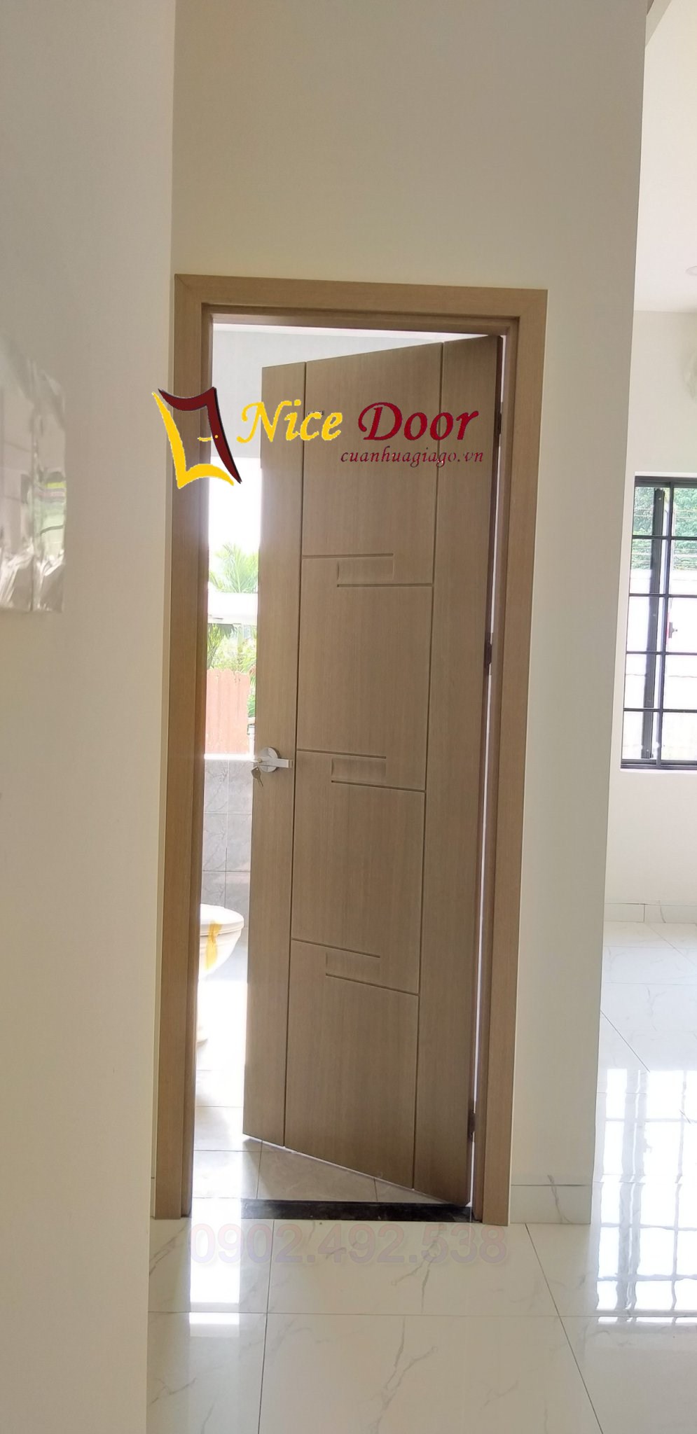cửa nhựa abs tại cần giuộc