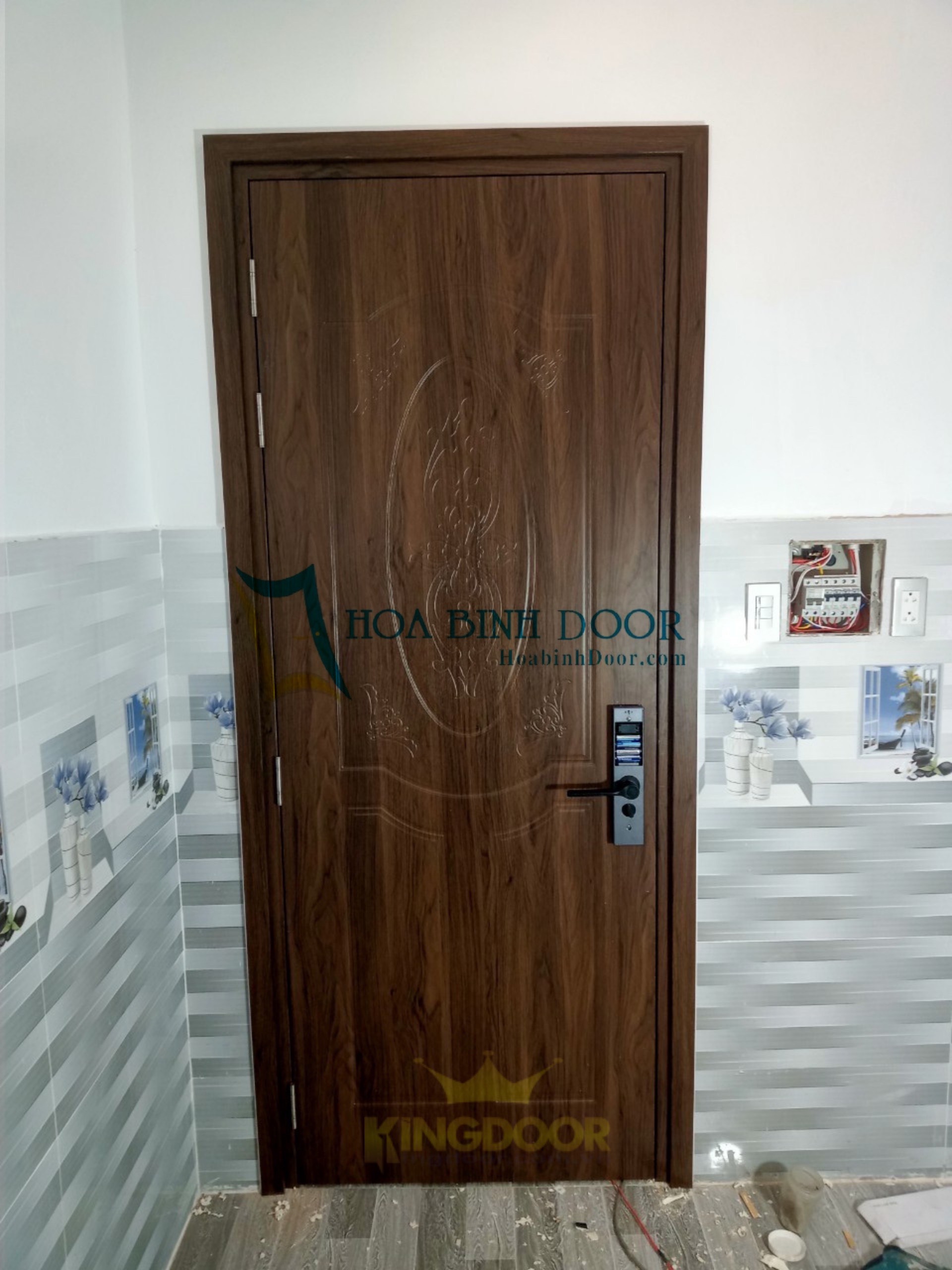 Tư vấn 4 tiêu chí chọn cửa nhà vệ sinh