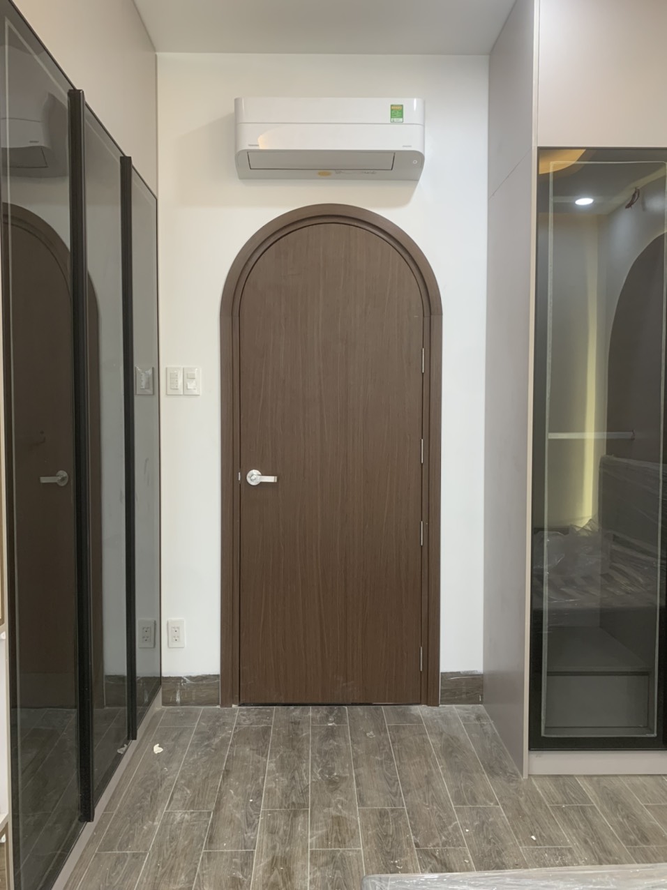 mẫu cửa nhựa phòng ngủ