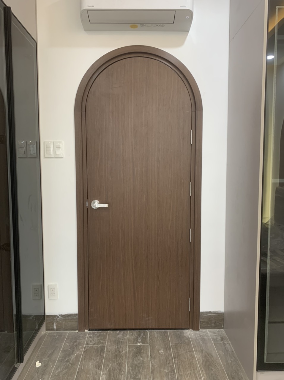 mẫu cửa nhựa phòng ngủ