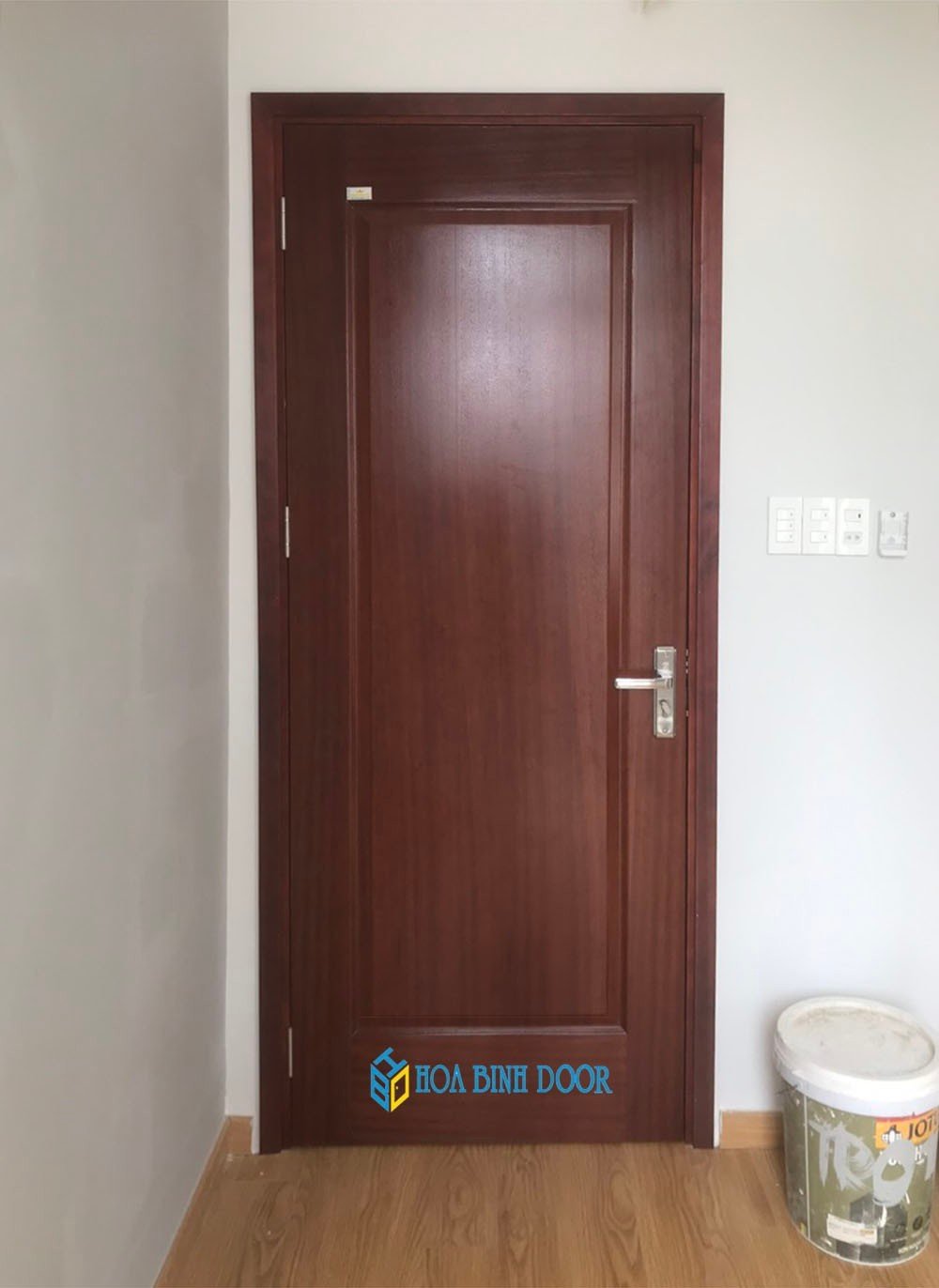 cửa gỗ công nghiệp tại daklak