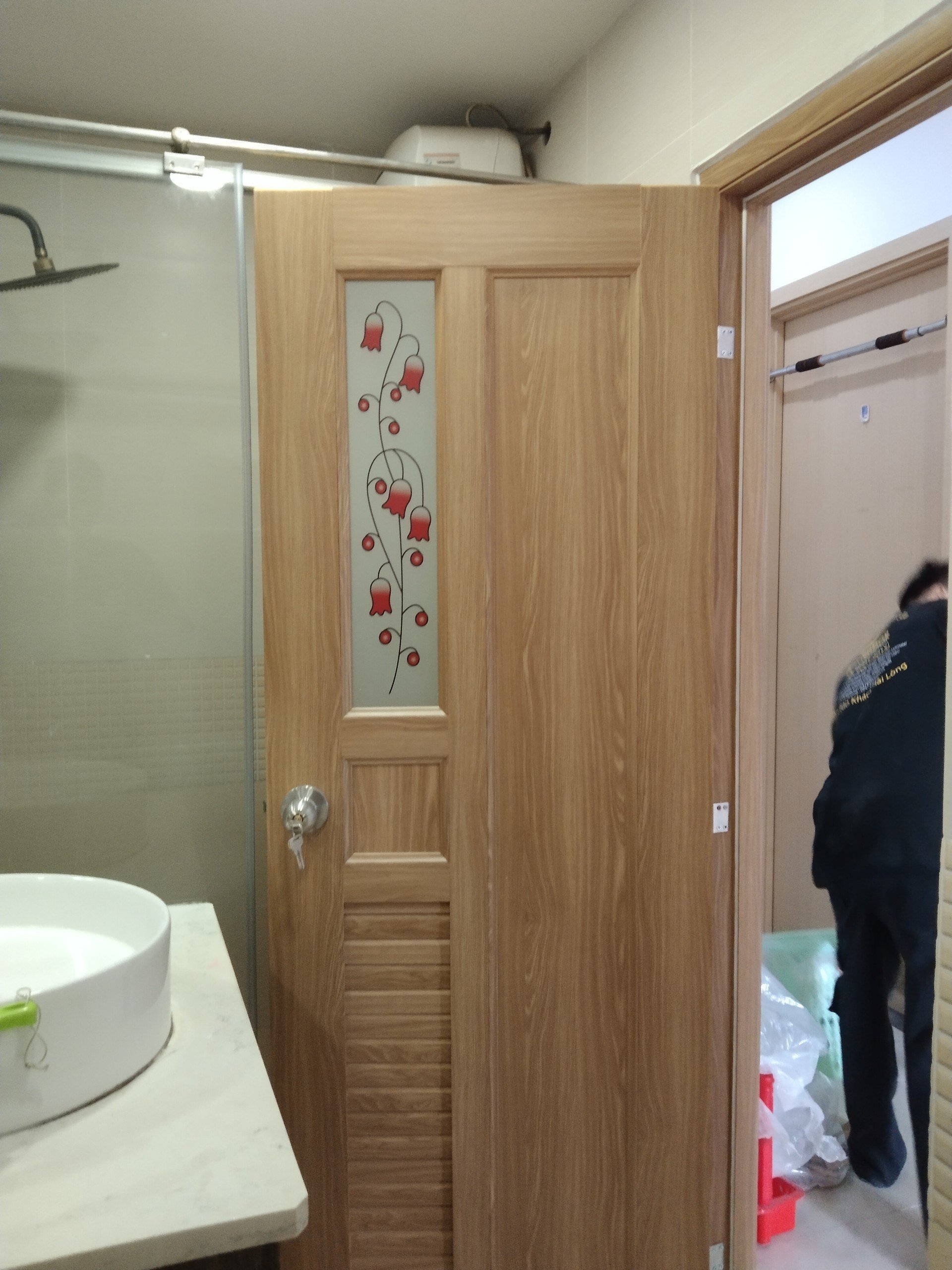 Cửa nhựa giả gỗ phòng ngủ