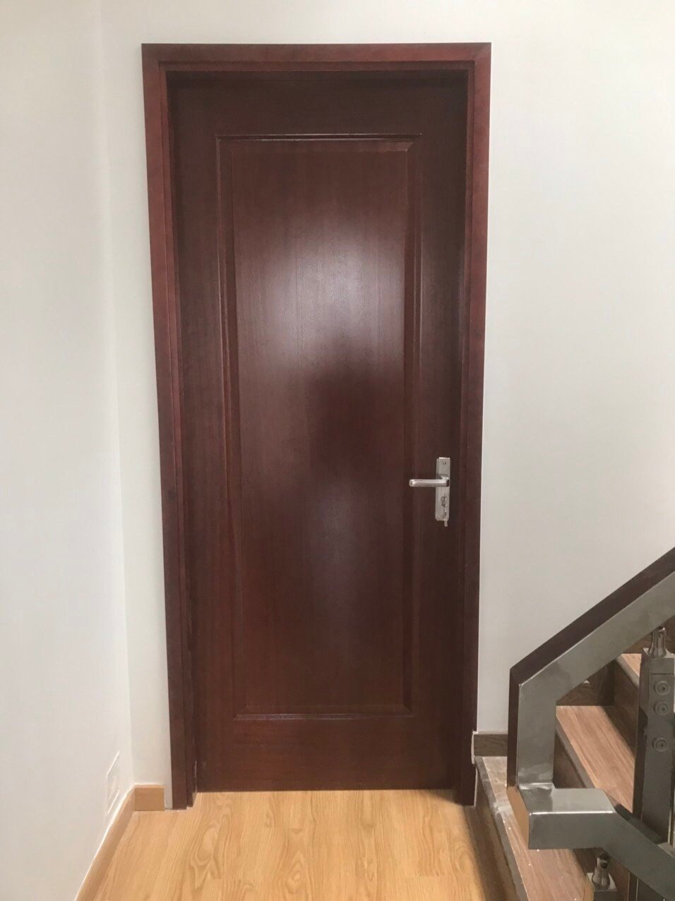 Cửa gỗ HDF mẫu mới hiện đại| Cửa phòng giá rẻ