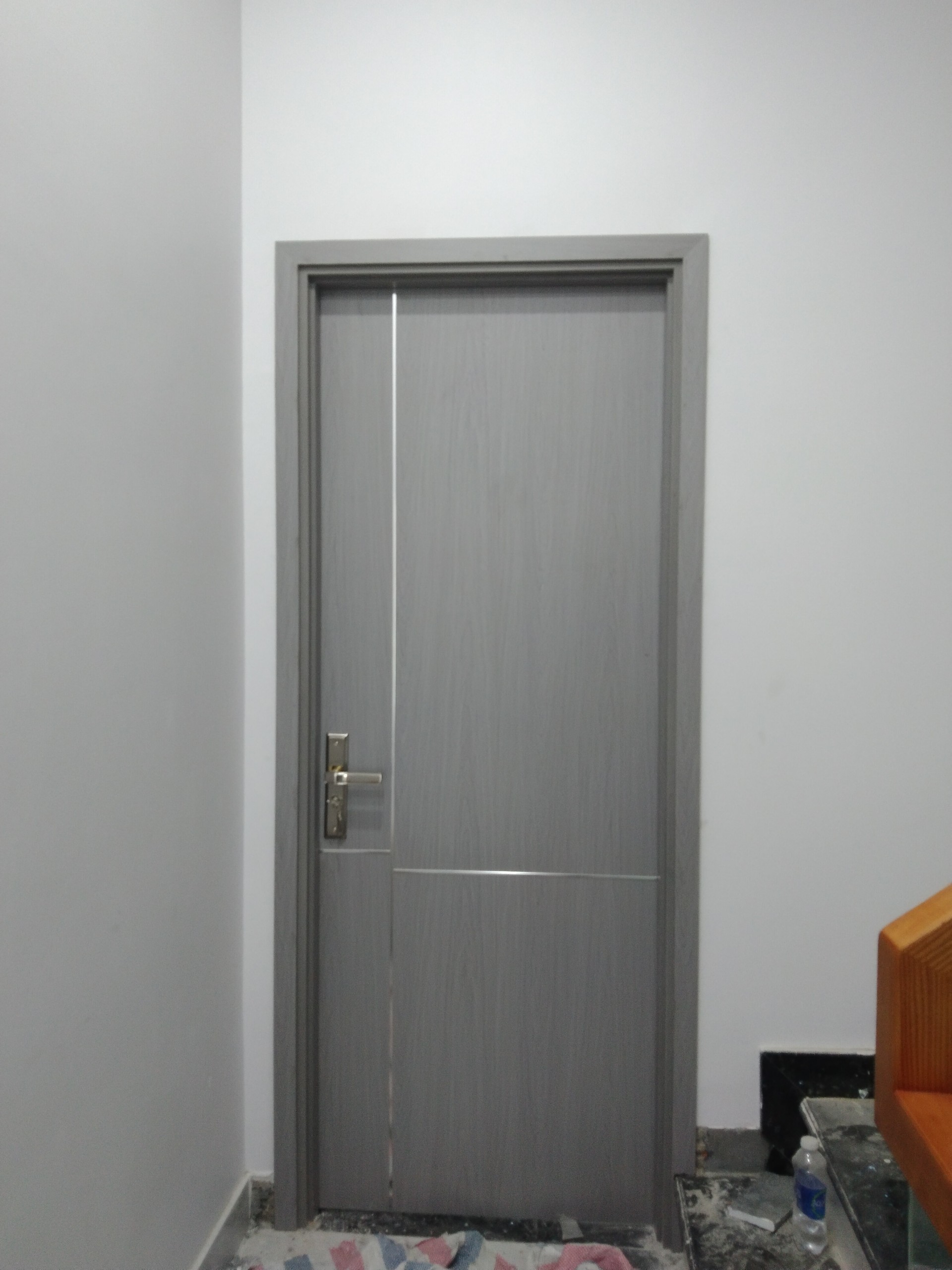 Cửa phòng ngủ nên dùng loại cửa nhựa nào?