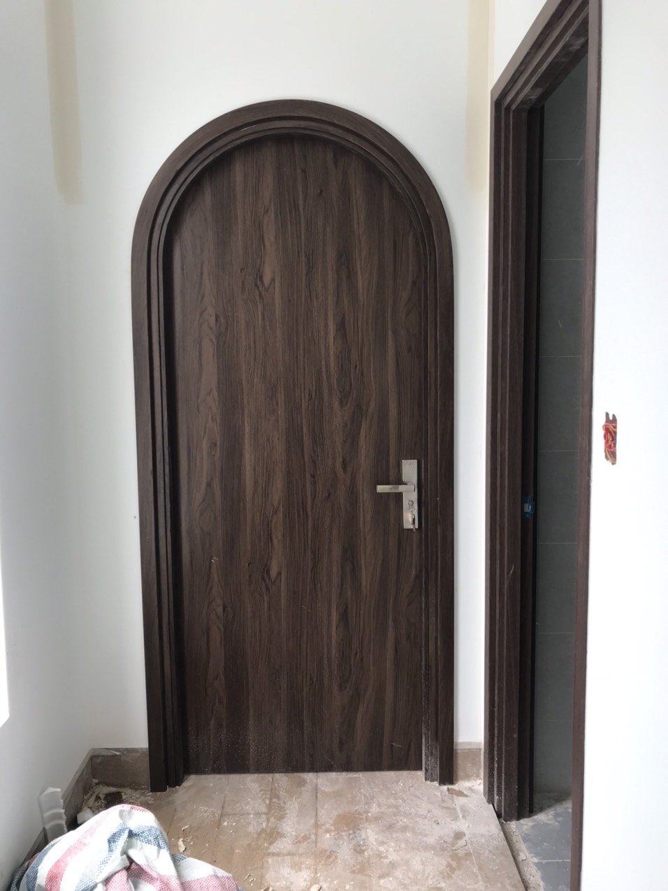 Giá cửa Vòm Composite tại quận 9