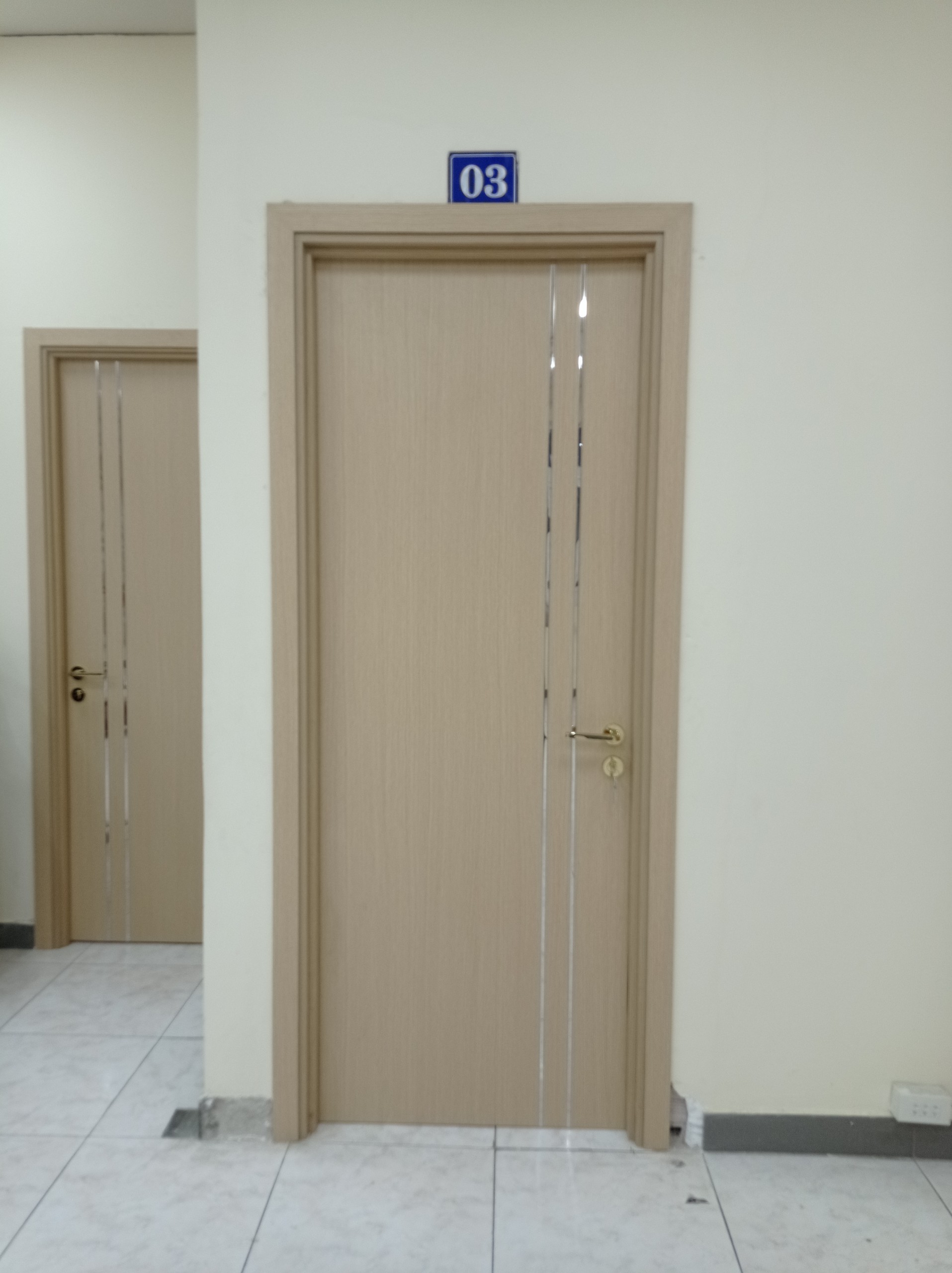 Cửa gỗ MDF bền đẹp- Cửa gỗ phòng ngủ giá tốt